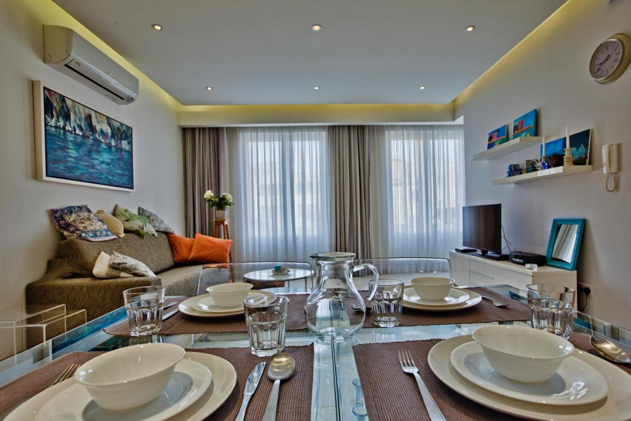 Bright And Central 2 Bedroom Apartment In Сліма Екстер'єр фото